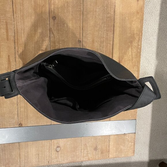 Leather tote/crossbody/shoulder/bucket bag - Picture 6 of 9